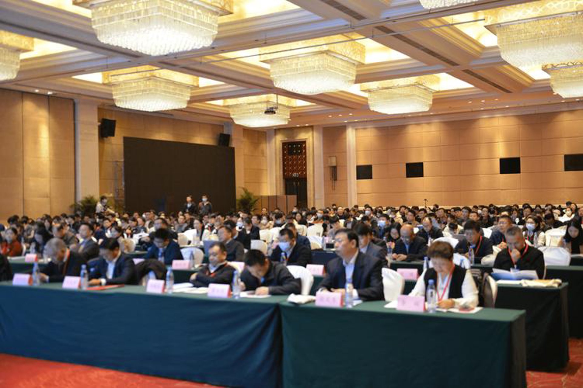 中国建材网